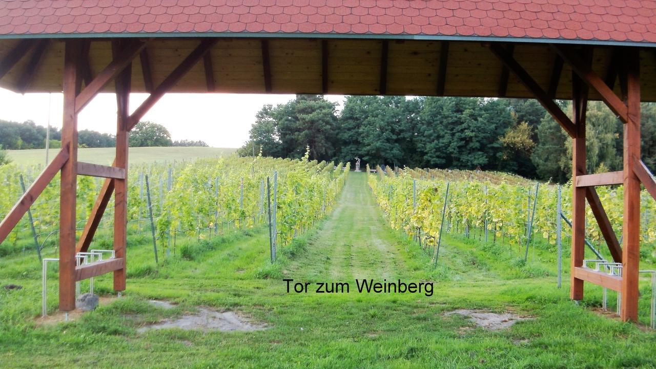 Ferienappartements Am Weinberg Bestensee Luaran gambar